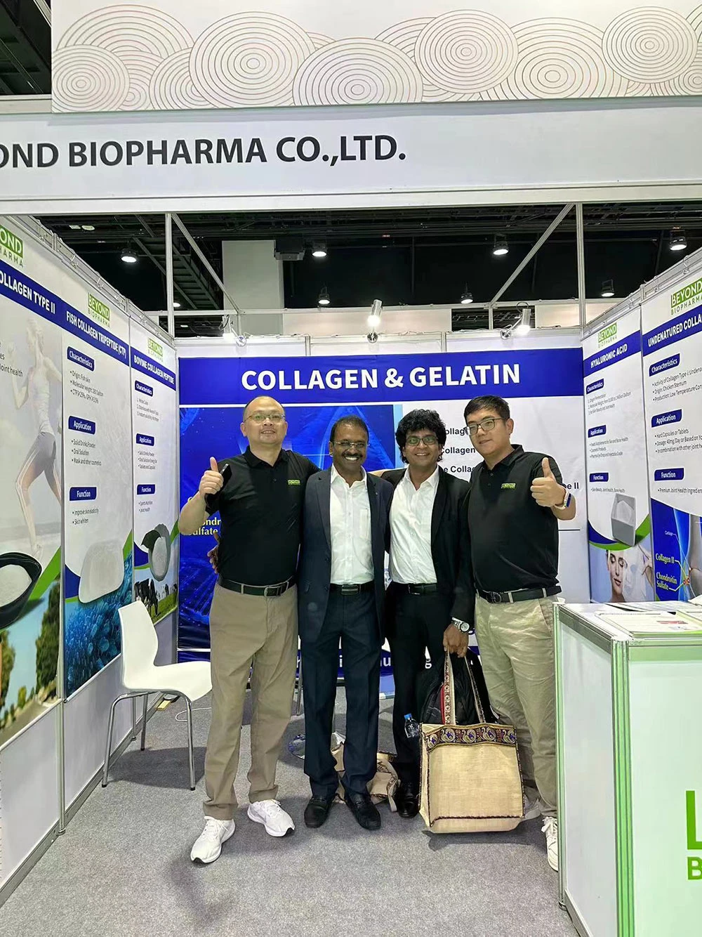 प्रदर्शनी 9